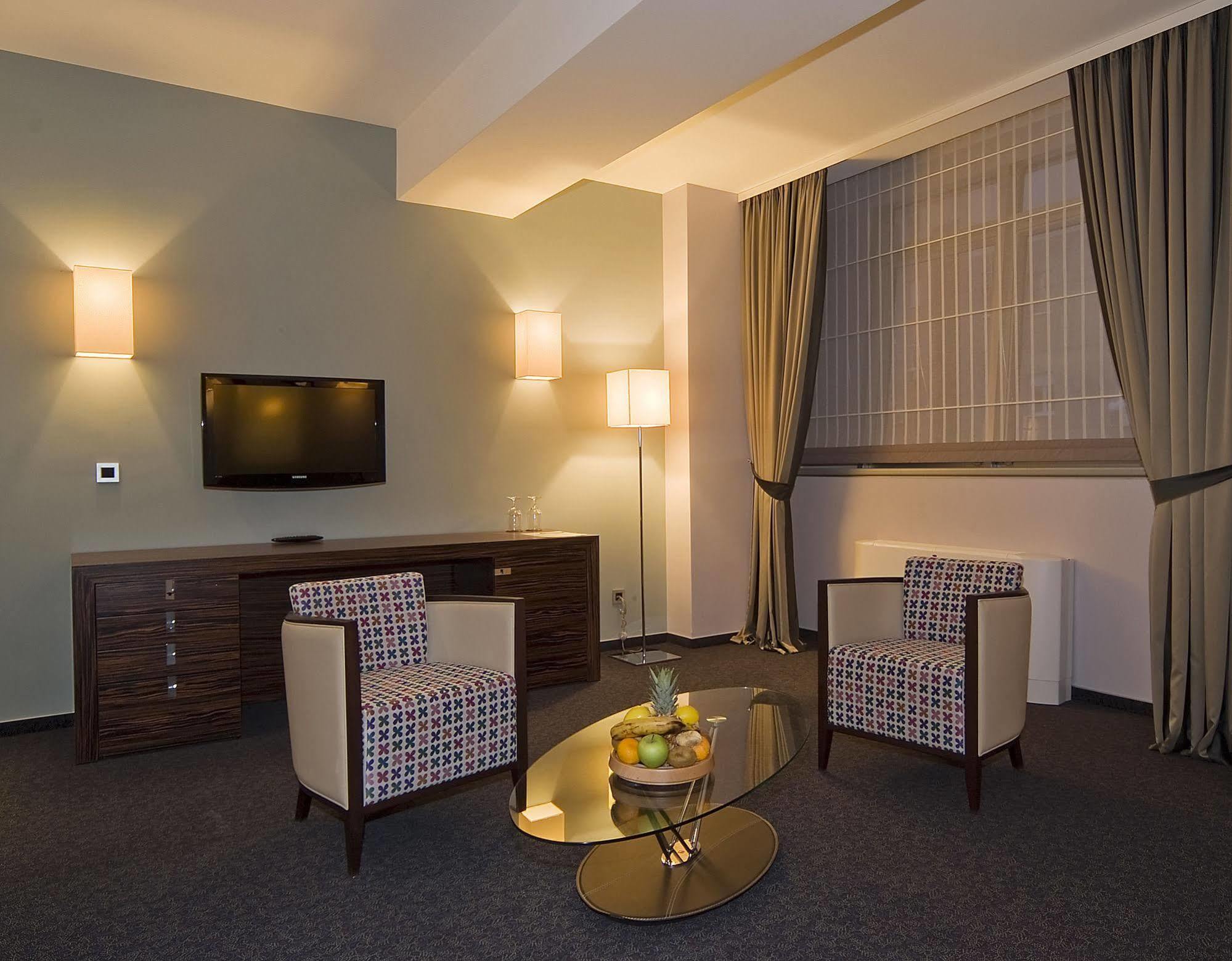 Nobel Design Hotel 베오그라드 외부 사진